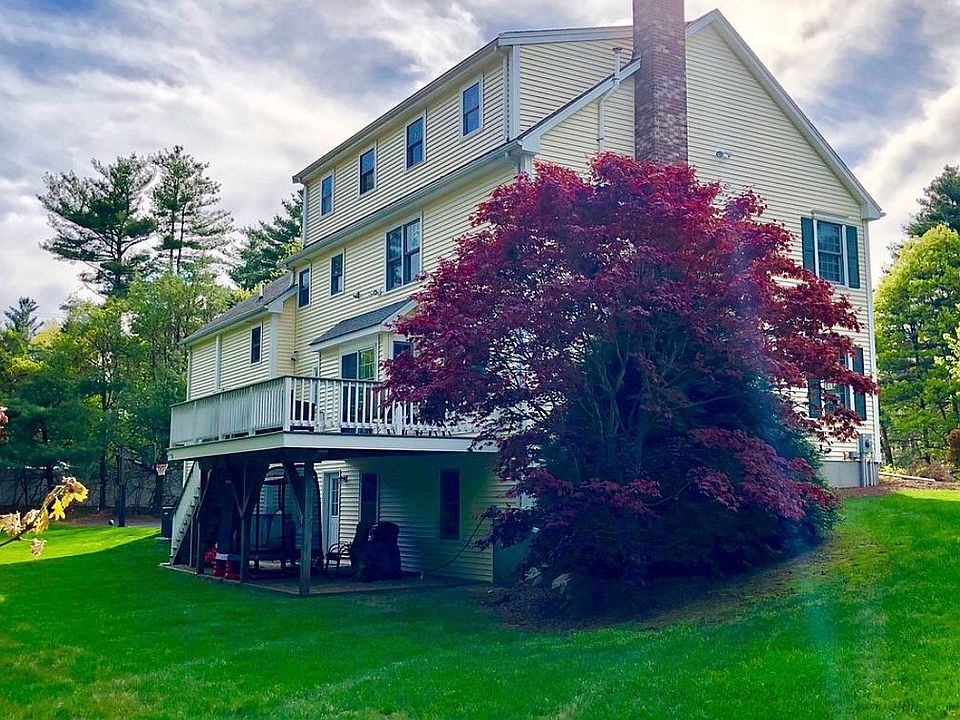 2nd image of 3 Jennifer Ln