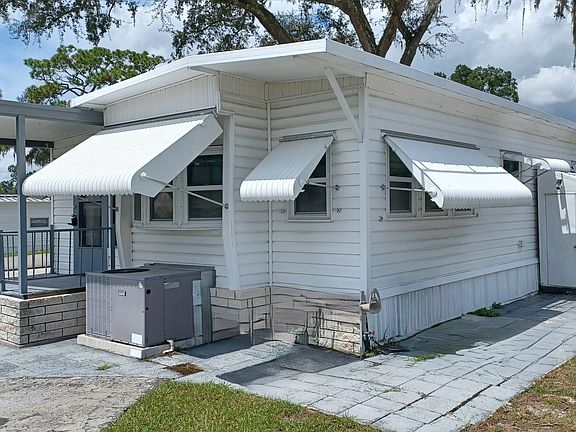 3rd image of 37647 Chancey Rd #216