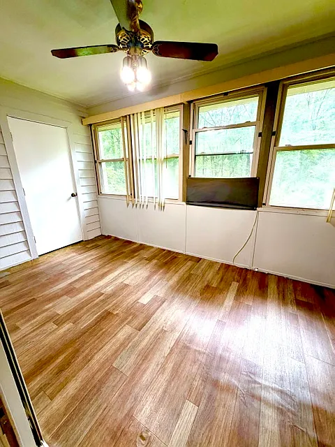 1008 Creekside Way - 1 — Photo 4