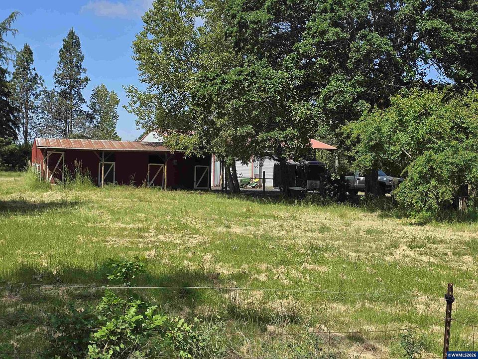 2nd image of 4555 83rd St SE