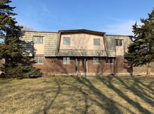 42W660 Bahr Rd, Hampshire, IL 60140