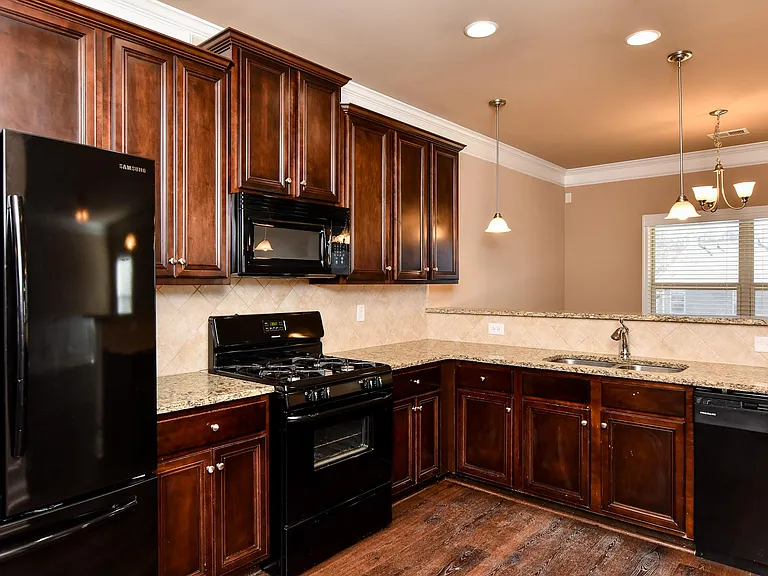 38 Ramapo Ct — Photo 29