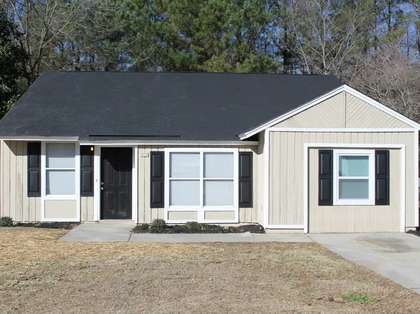 413 Greenlake Dr, Hopkins, SC 29061