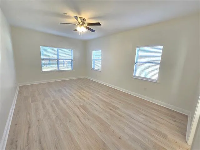 407 E Redbud Dr — Photo 18