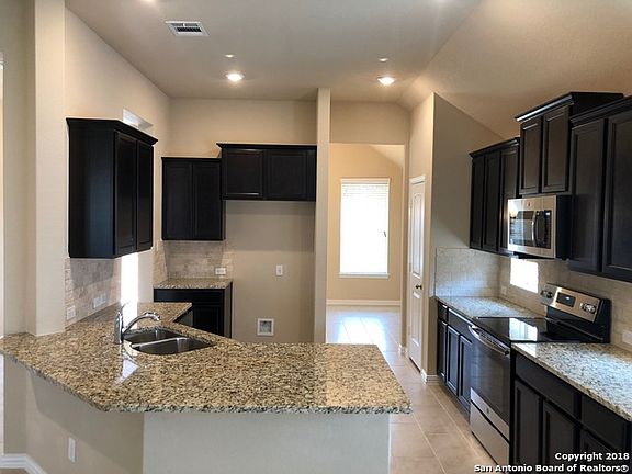 2nd image of 2046 Carter Ln