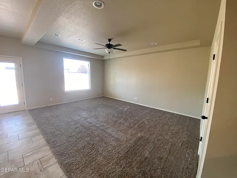 408 La Puesta Dr — Photo 5