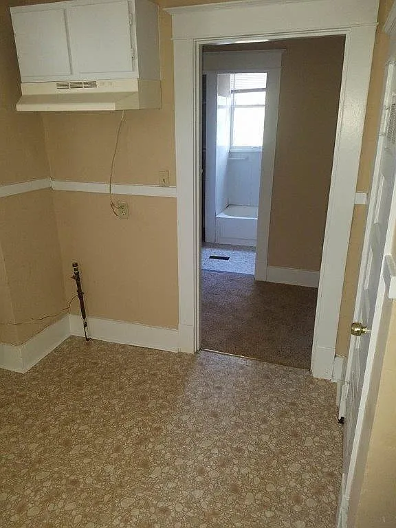 3 bed, 960 sqft, $825 — Photo 3