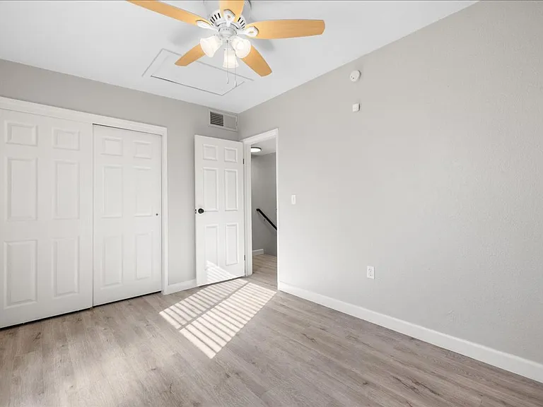 2205 N 9th Ave — Photo 15