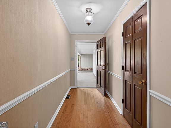 5th image of 4845 Guerry Dr