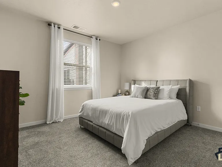 The District at Parkcenter — Photo 4