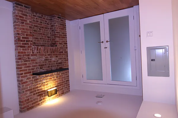 Rented by Nooklyn NYC LLC | media 21