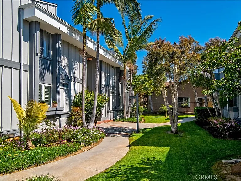 17082 Pacific Coast Hwy #102 — Photo 46
