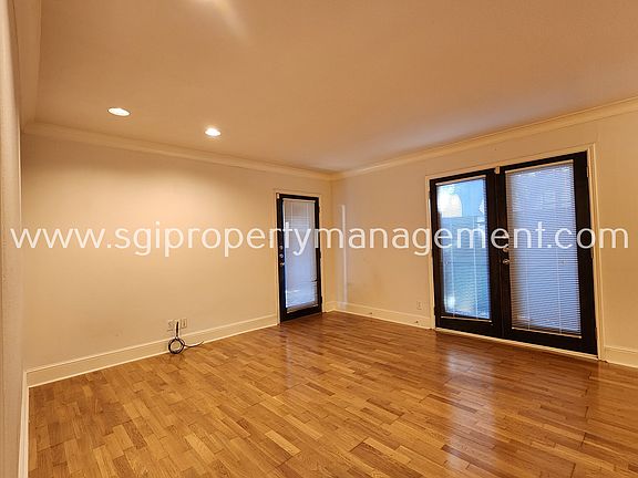 4th image of 10209 Regal Oaks Dr #115