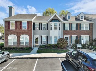 106 Wood Duck Ct, Freehold, NJ 07728