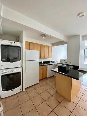 Rented by Douglas Elliman | media 14