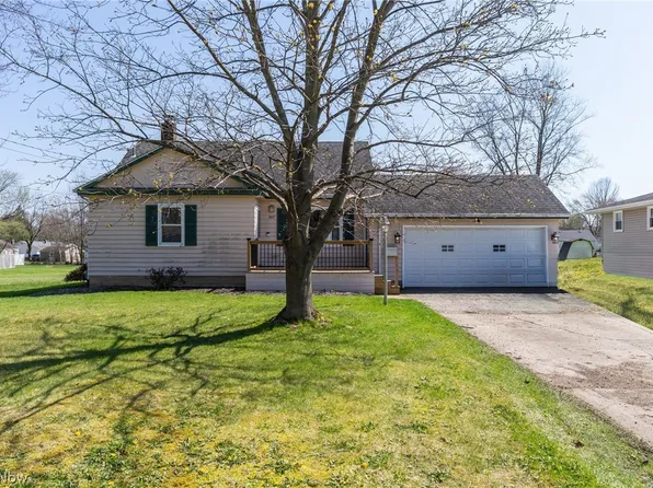 3807 Cumberland Dr, Youngstown, OH 44515