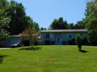 693 Vfw Rd, Johnsonburg, PA 15845