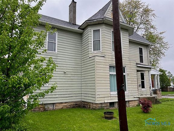 3rd image of 525 N Main St