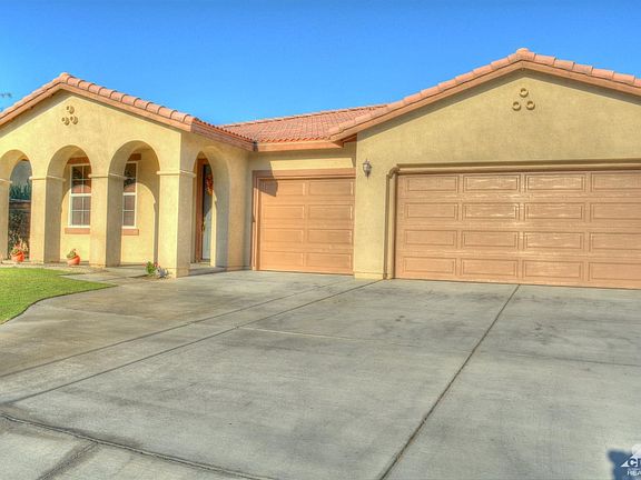 5th image of 79984 Camden Dr