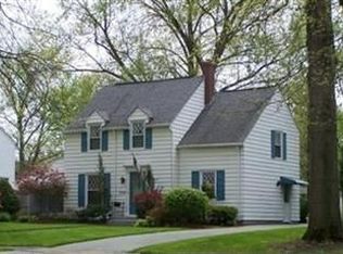 1504 Sunset Dr NE, Warren, OH