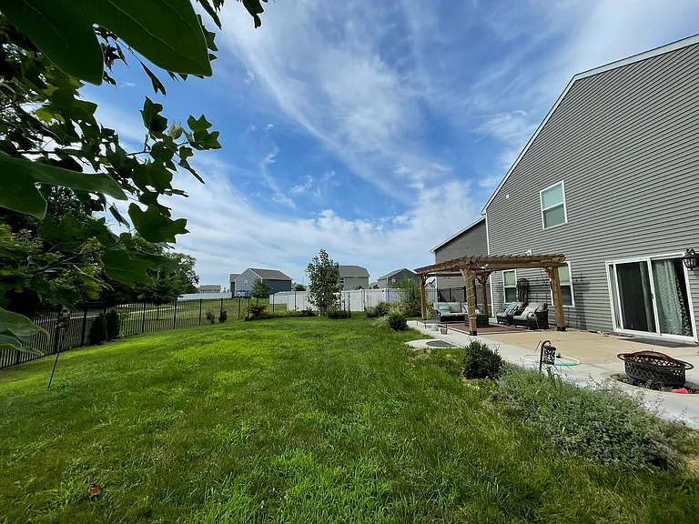 4464 Averly Park Cir — Photo 28