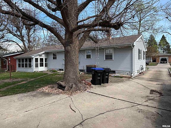 5th image of 205 Sherwood Way