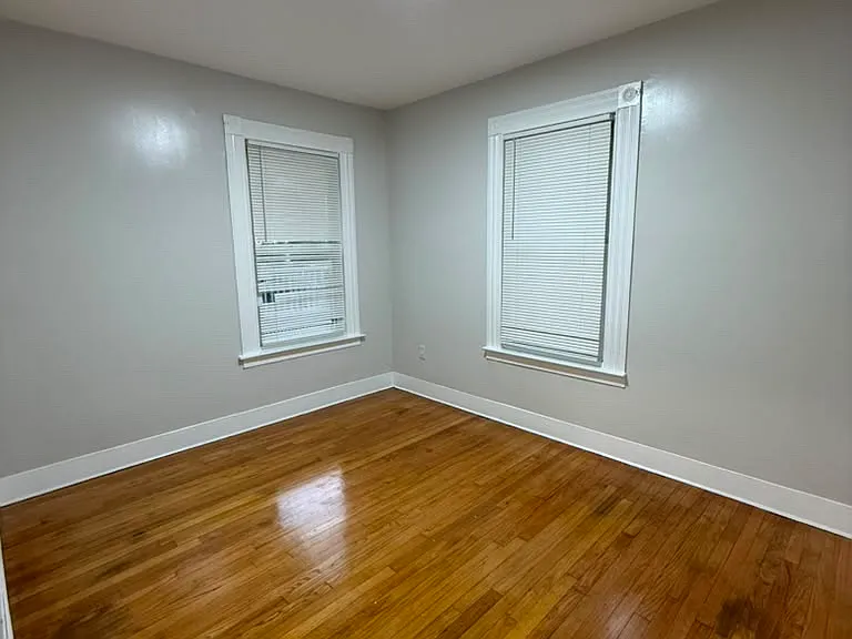 1239 Forest Rd #1 — Photo 8