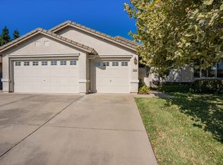966 Park Terrace Dr, Galt, CA 95632