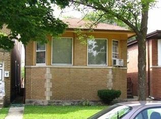 9322 S Yates Blvd, Chicago, IL 60617