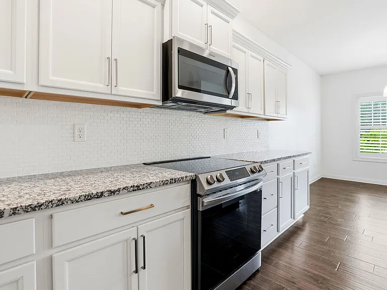 2035 Prestwick Pl — Photo 21