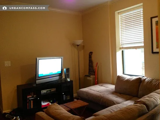 Rented by Compass | media 36