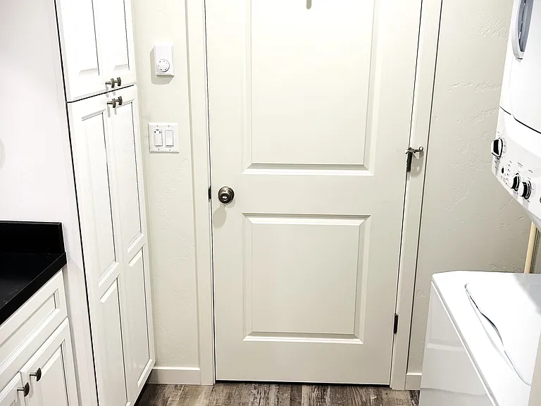 126 E Evergreen Dr #104 — Photo 7