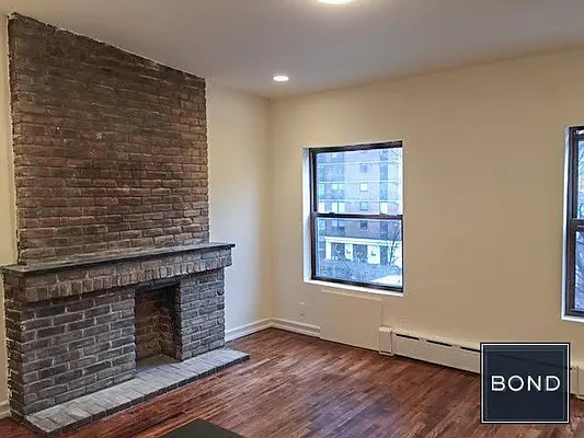 Rented by Bond New York | media 18