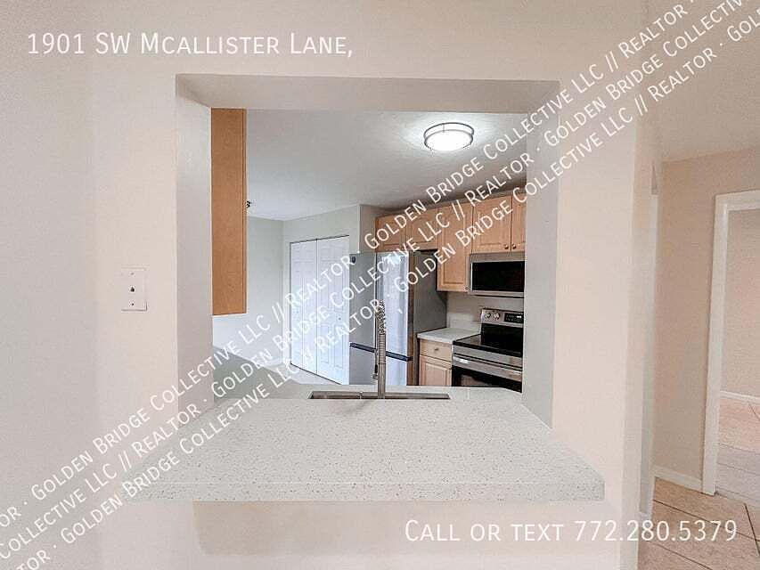1st image of 1901 SW McAllister Ln
