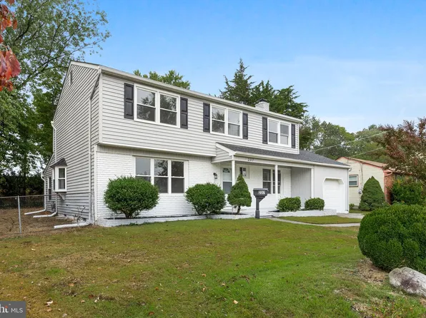 237 Ireland Ter, Williamstown, NJ 08094