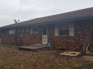 725 White Gravel Dewey Rd, Minford, OH 45653