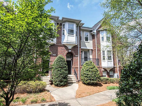 front of townhome condo 