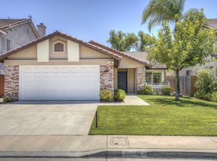 19194 White Dove Ln, Riverside, CA 92508