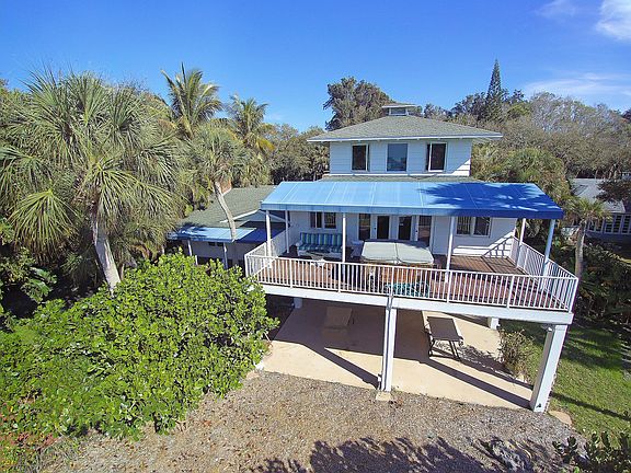 Old FL Style Beach House