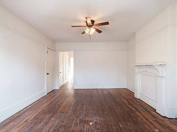 2nd image of 368 Liberty St #A