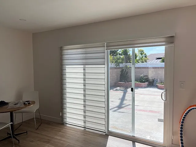 Grace Ave — Photo 5