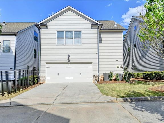 3rd image of 4334 Bellview Ln