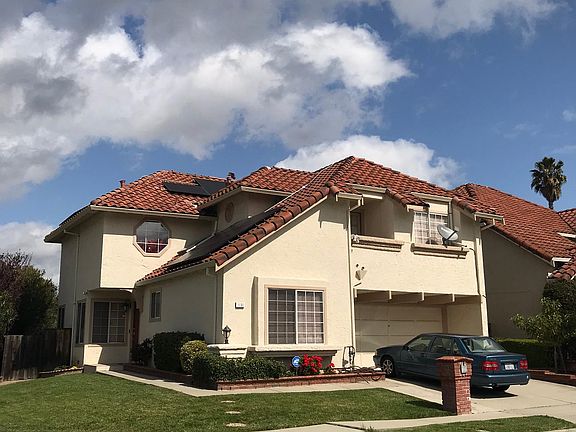 2nd image of 1131 Calle Almaden