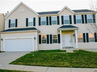 213 Brighton Park Dr, Saint Charles, MO 63303