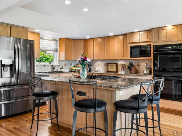 2446 S Vaughn Way #E, Aurora, CO 80014