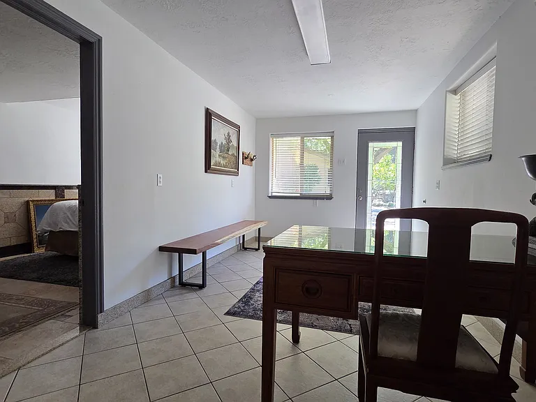 219 W Murray St #1 — Photo 4