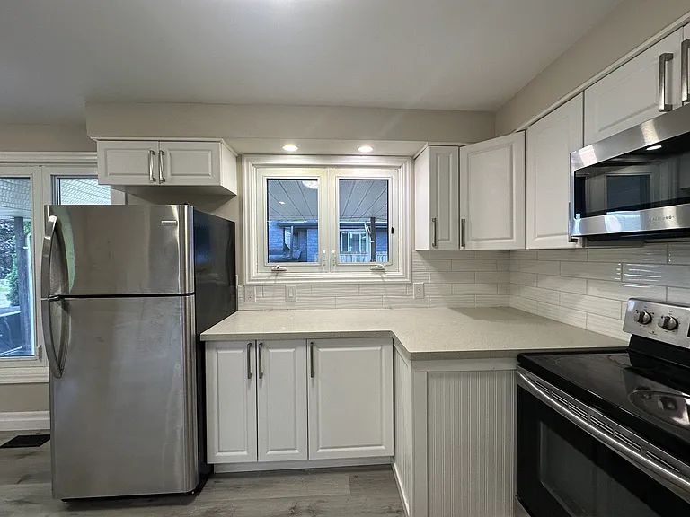 368 Fairlawn St — Photo 6