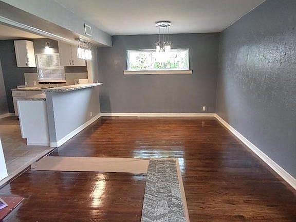 5th image of 3710 Herring Ln