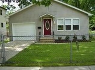 514 N Harrison Ave, Aurora, IL 60506