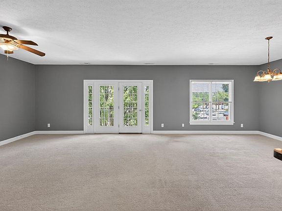 2nd image of 101 Duncraig Dr Unit 204